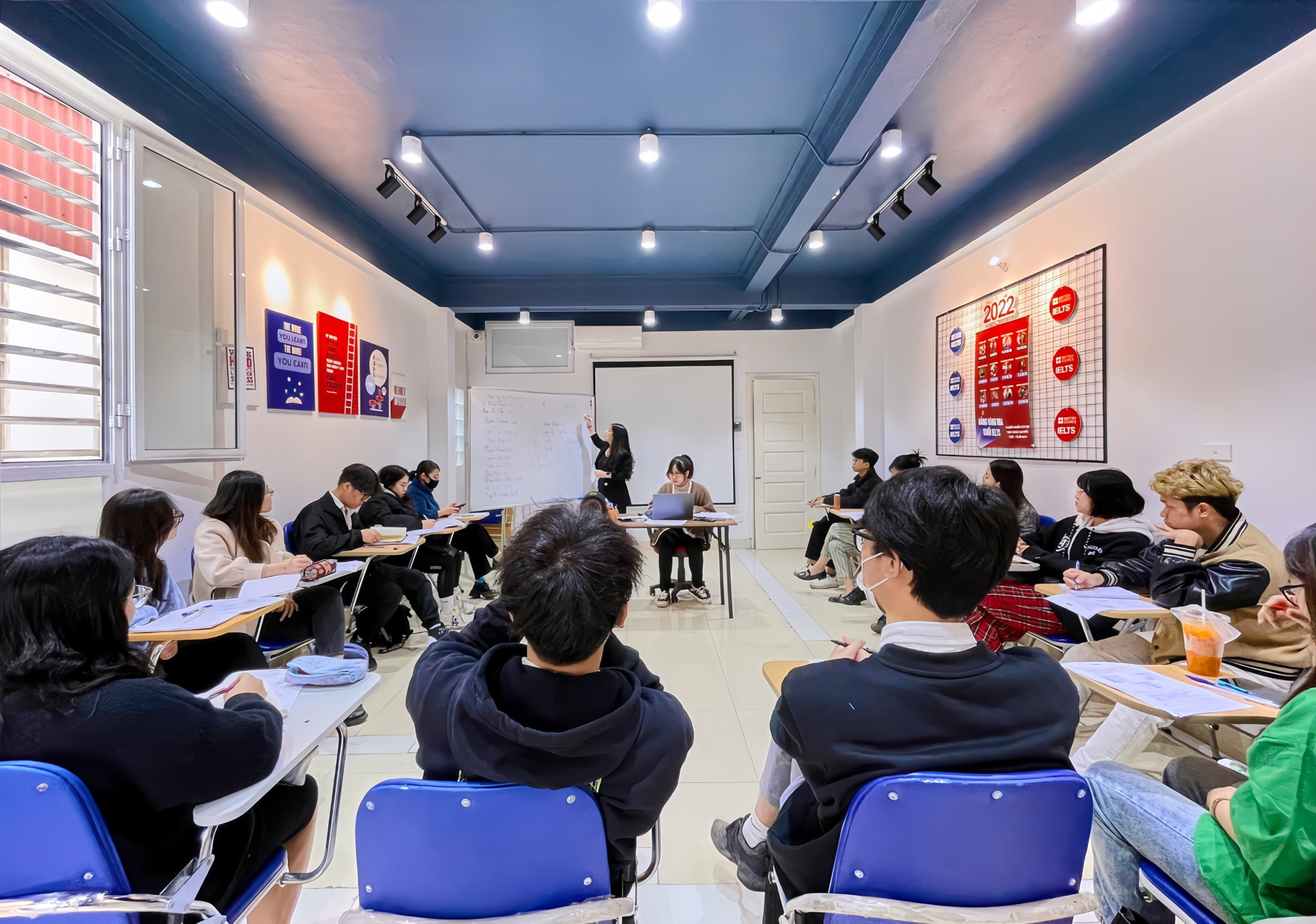 Khai giảng lớp IELTS Foundation dành cho người lớn
